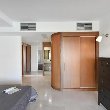 2 By Villagrancanaria Vila