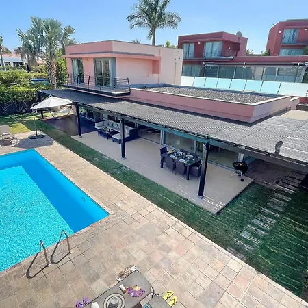 2 By Villagrancanaria Vila *
