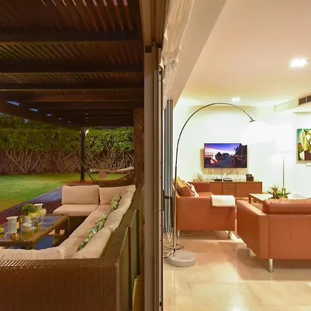 2 By Villagrancanaria Vila
